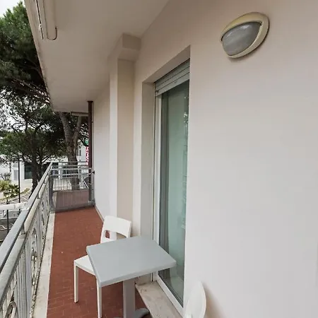 Hotel apartamentowy Nest - A Pochi Passi Dal Mare Riccione