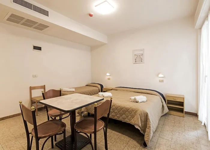 Lejlighedshotel Nest - A Pochi Passi Dal Mare 4*