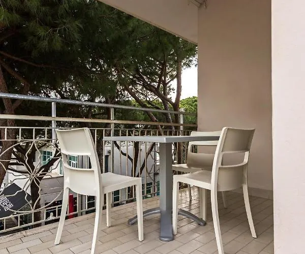 Nest - A Pochi Passi Dal Mare 4*