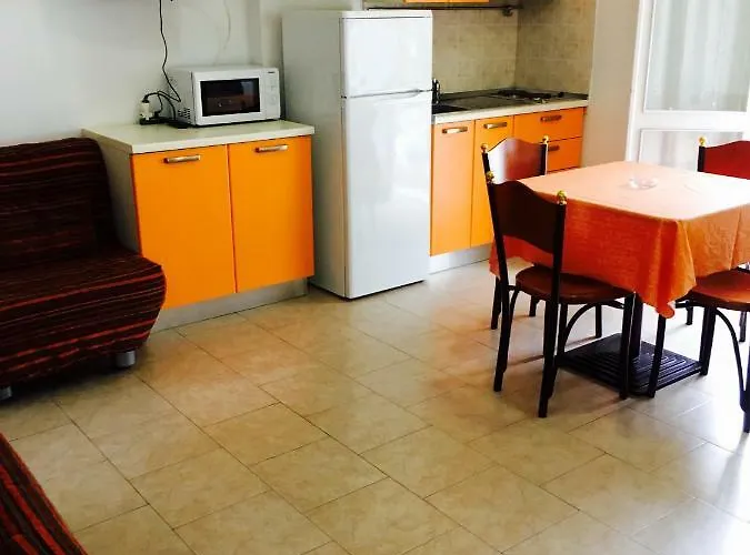 Nest - A Pochi Passi Dal Mare Lejlighedshotel Riccione