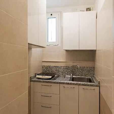 Nest - A Pochi Passi Dal Mare Appart hôtel *