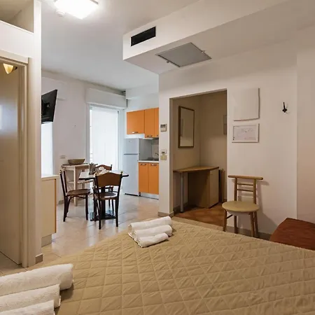 Nest - A Pochi Passi Dal Mare Riccione