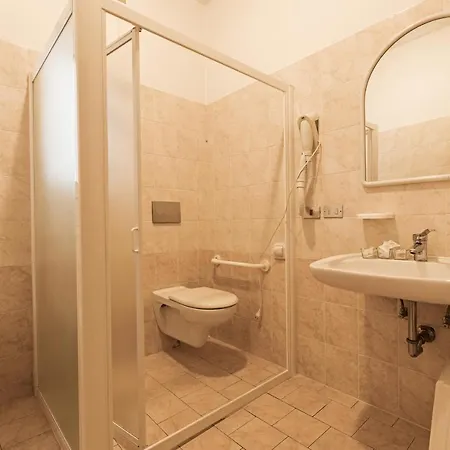 Nest - A Pochi Passi Dal Mare 4*