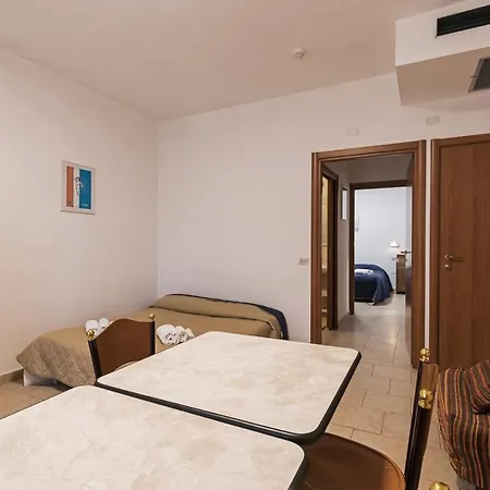 Nest - A Pochi Passi Dal Mare Aparthotel Riccione