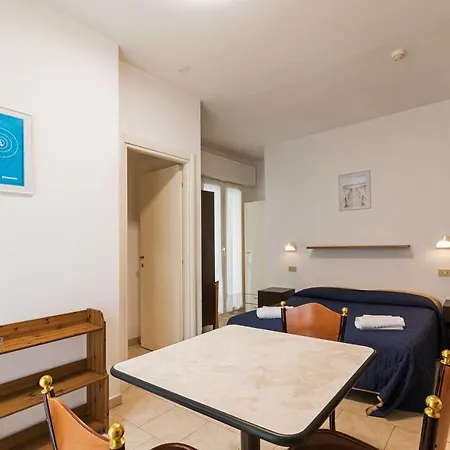 Nest - A Pochi Passi Dal Mare Aparthotel *