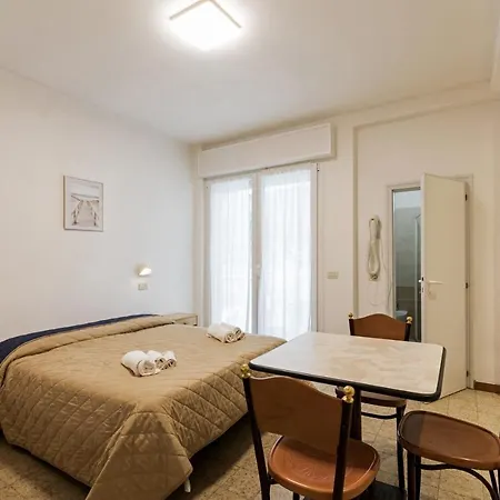 Nest - A Pochi Passi Dal Mare Appart hôtel Riccione