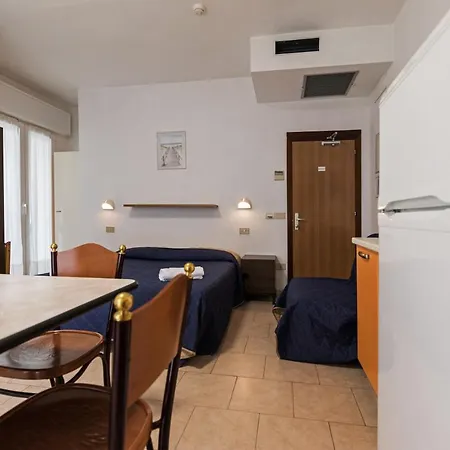 Nest - A Pochi Passi Dal Mare Aparthotel 4*