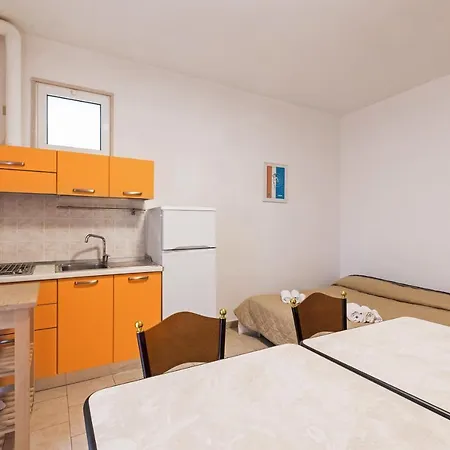 Nest - A Pochi Passi Dal Mare Aparthotel 4*