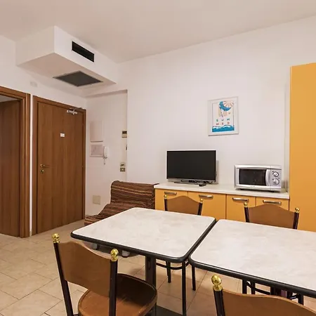 Nest - A Pochi Passi Dal Mare Riccione