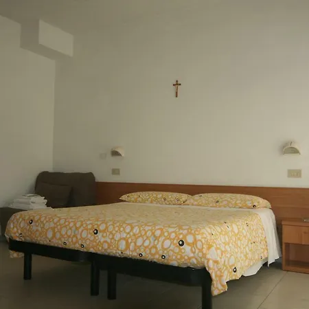 Nest - A Pochi Passi Dal Mare Riccione