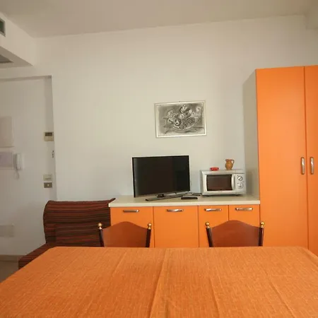 Nest - A Pochi Passi Dal Mare Riccione