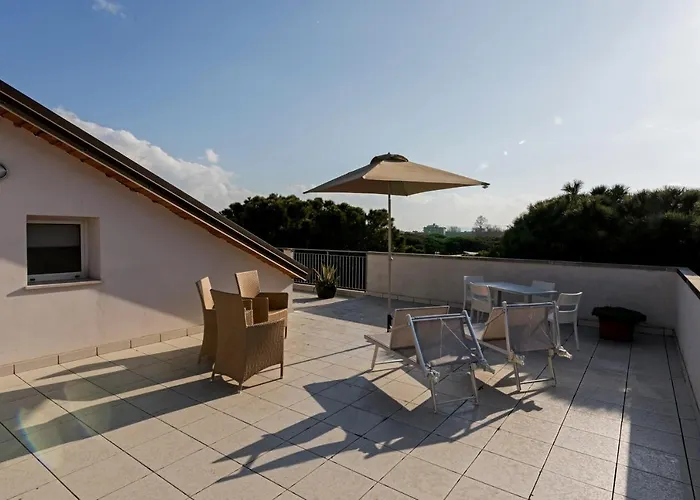 Nest - A Pochi Passi Dal Mare 4* 里乔内